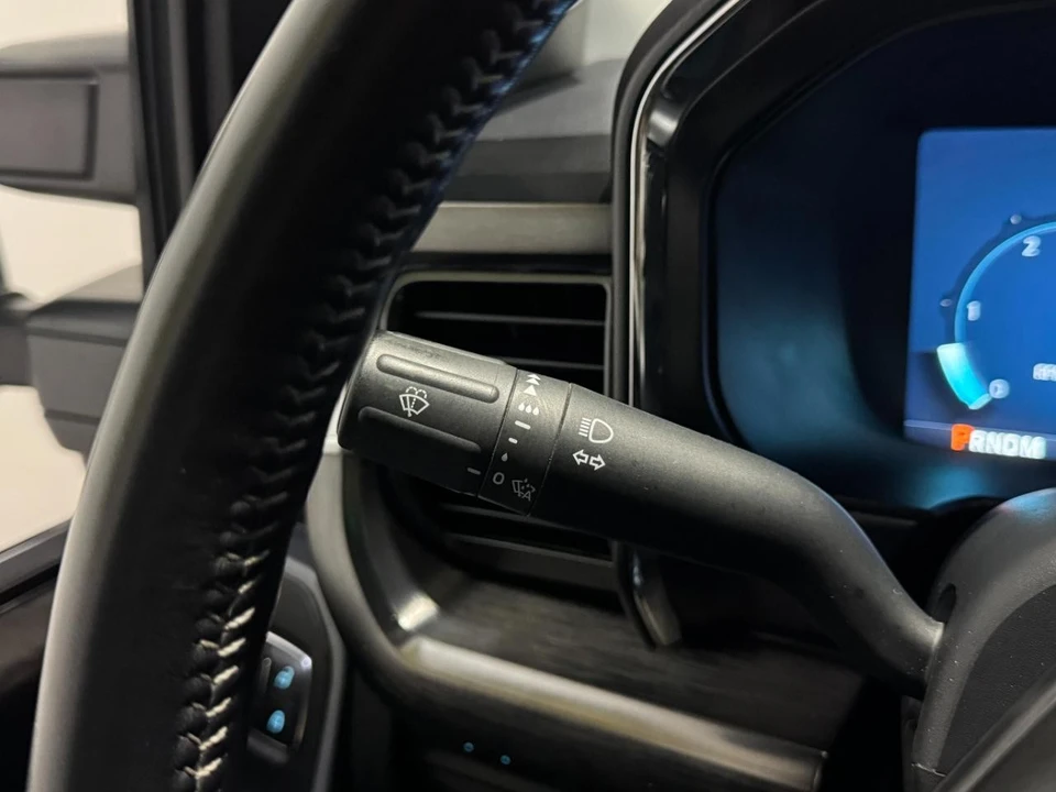 2024 Ford Super Duty 5th Gen - Image 25 of 31