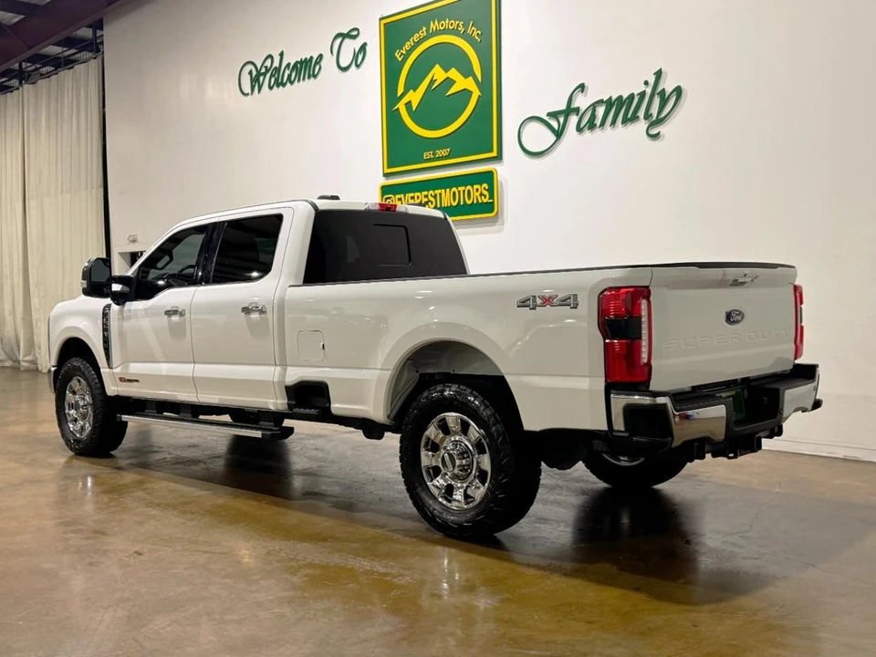 2024 Ford Super Duty 5th Gen - Image 7 of 31