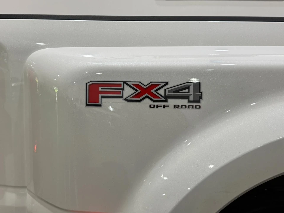2024 Ford Super Duty 5th Gen - Image 25 of 27