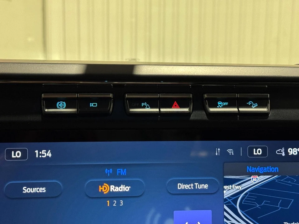 2024 Ford Super Duty 5th Gen - Image 13 of 27