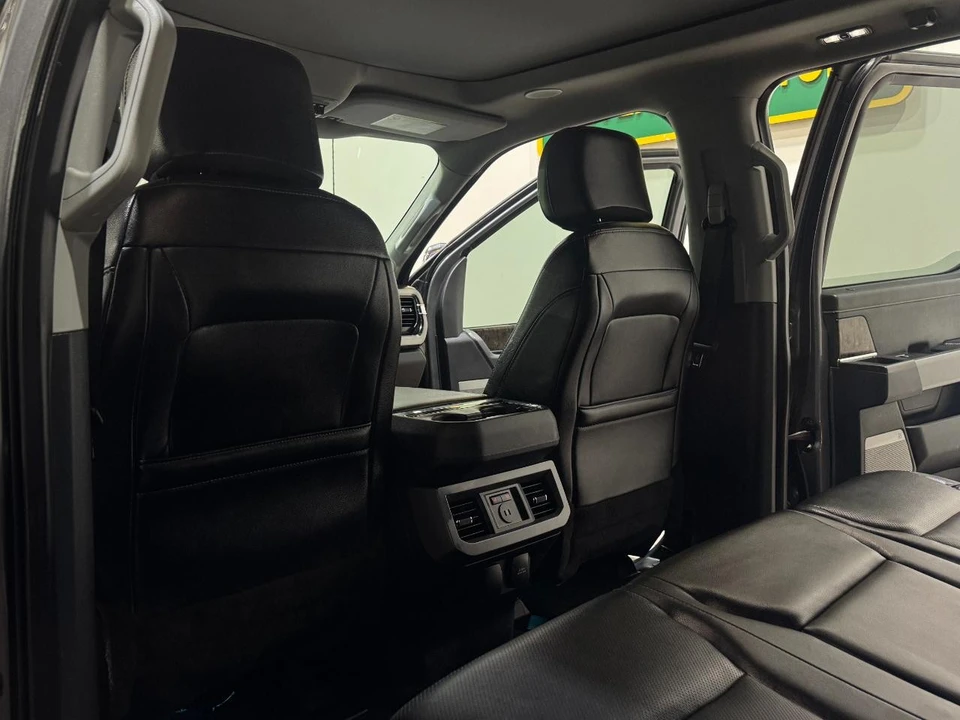 2024 Ford Super Duty 5th Gen - Image 18 of 31