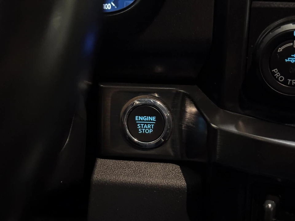 2024 Ford Super Duty 5th Gen - Image 26 of 31