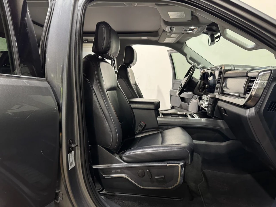 2024 Ford Super Duty 5th Gen - Image 13 of 31