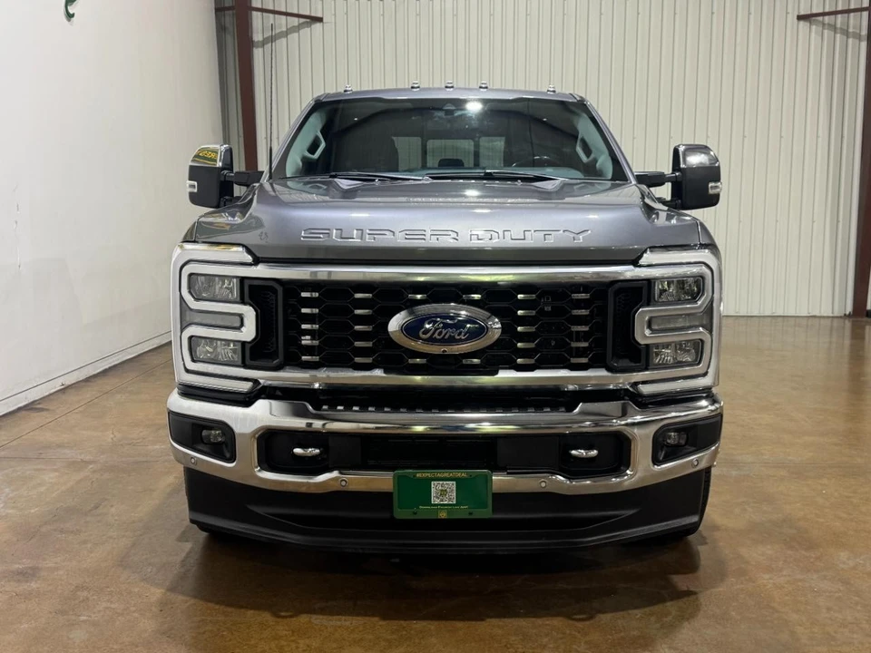2024 Ford Super Duty 5th Gen - Image 2 of 31