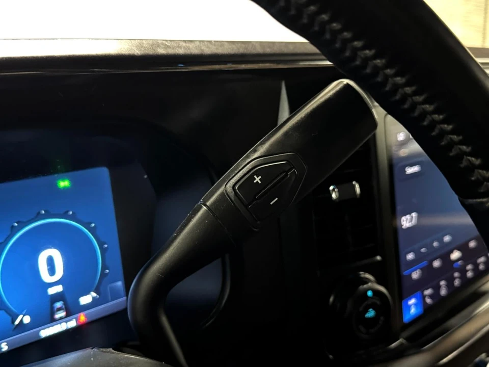 2024 Ford Super Duty 5th Gen - Image 25 of 31