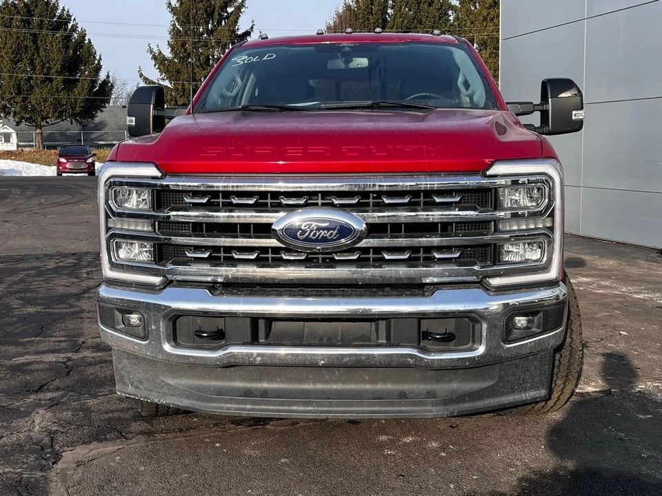 2024 Ford Super Duty 5th Gen - Image 8 of 12