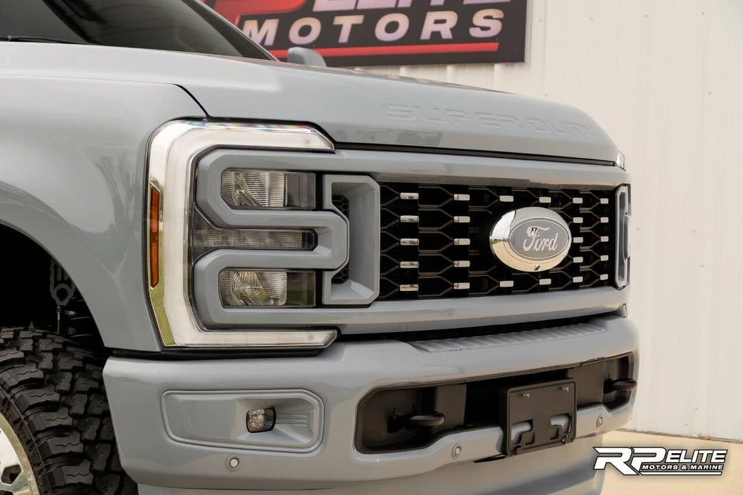 2024 Ford Super Duty 5th Gen - Image 17 of 21