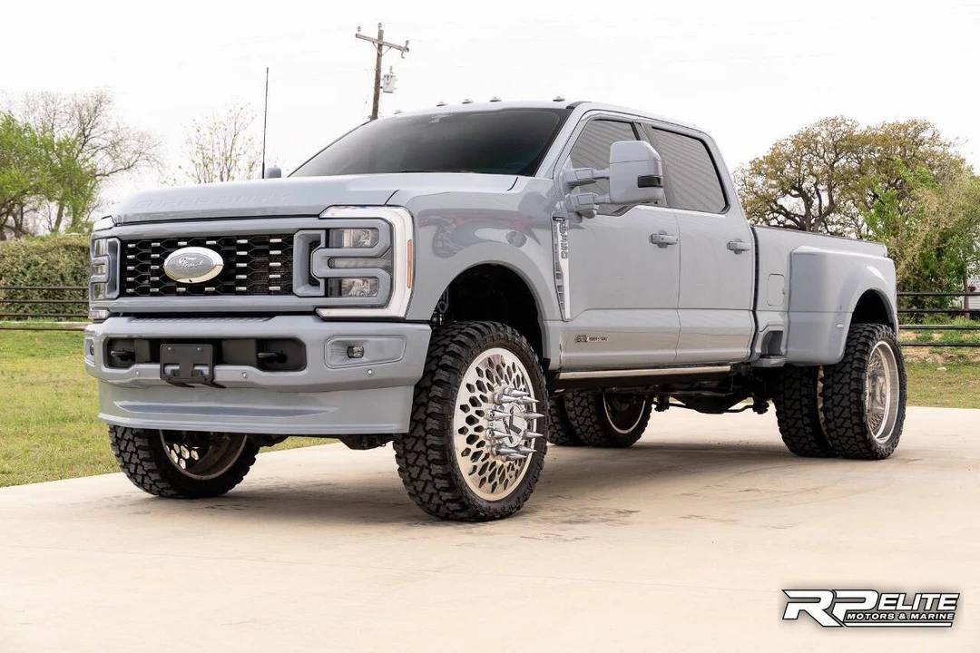 2024 Ford Super Duty 5th Gen - Image 3 of 21