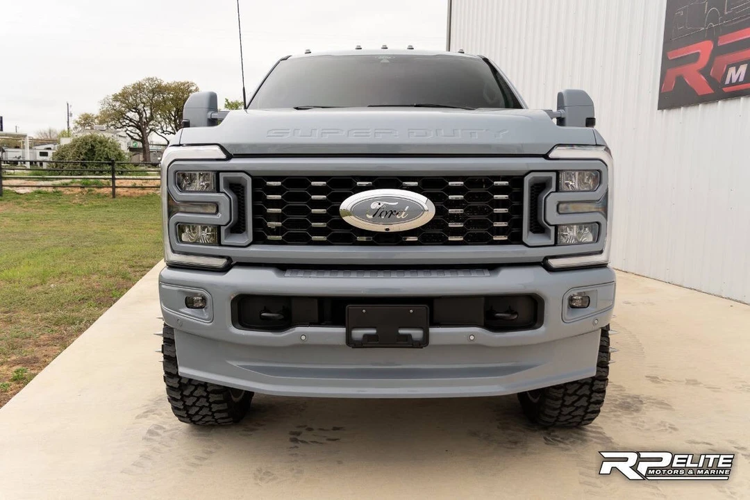 2024 Ford Super Duty 5th Gen - Image 18 of 21
