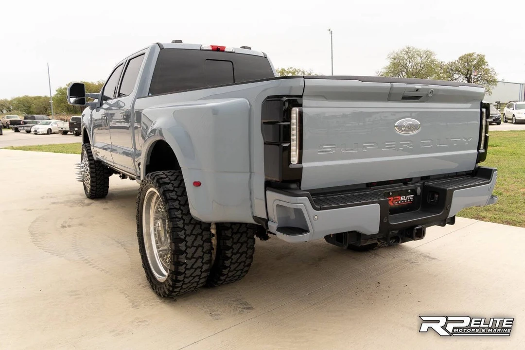 2024 Ford Super Duty 5th Gen - Image 5 of 21