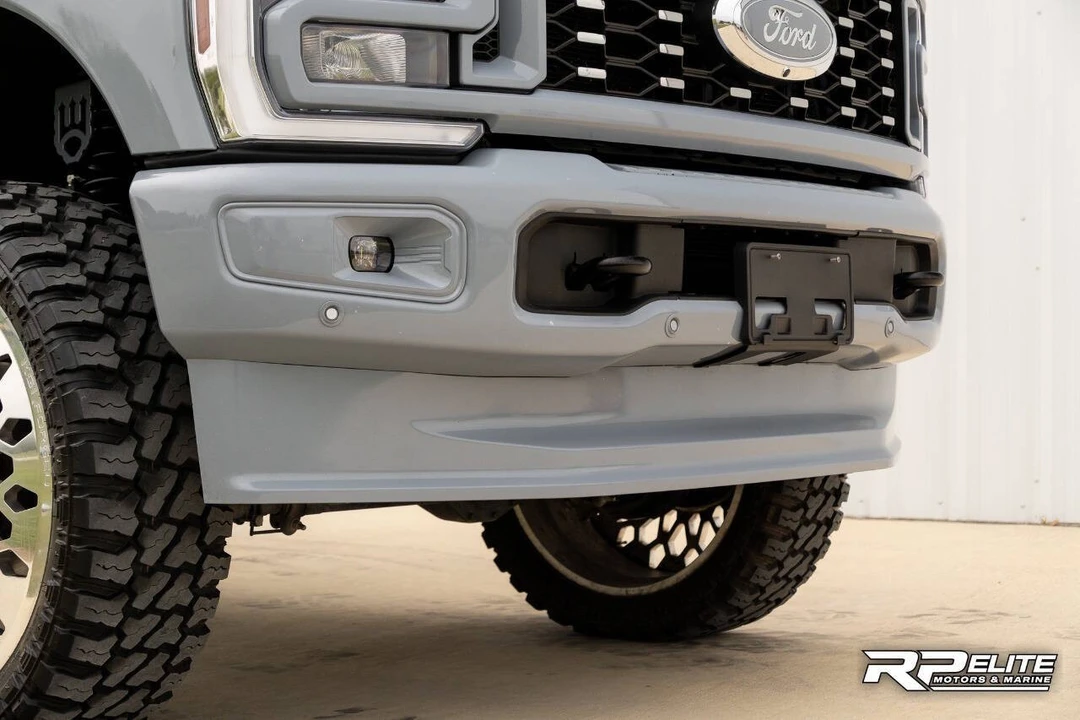 2024 Ford Super Duty 5th Gen - Image 16 of 21