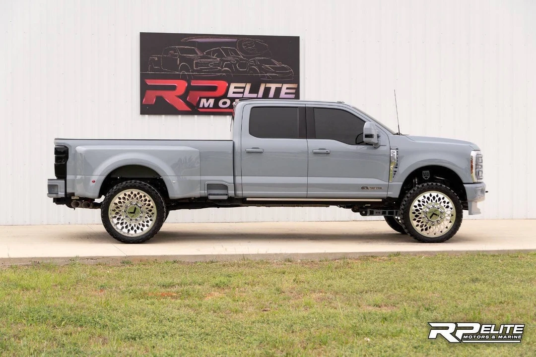 2024 Ford Super Duty 5th Gen - Image 8 of 21