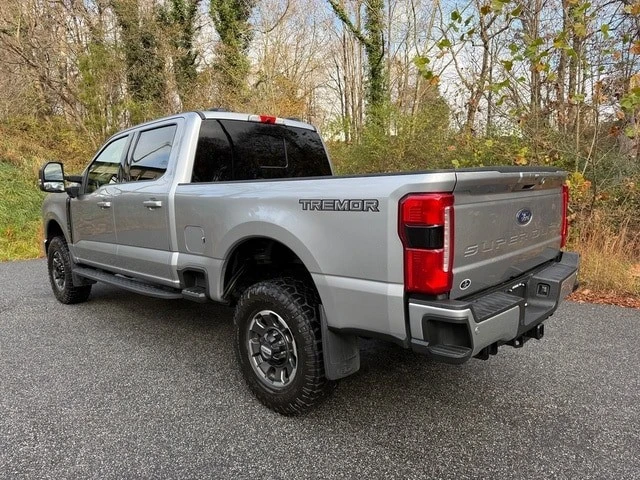 2024 Ford Super Duty 5th Gen - Image 11 of 12