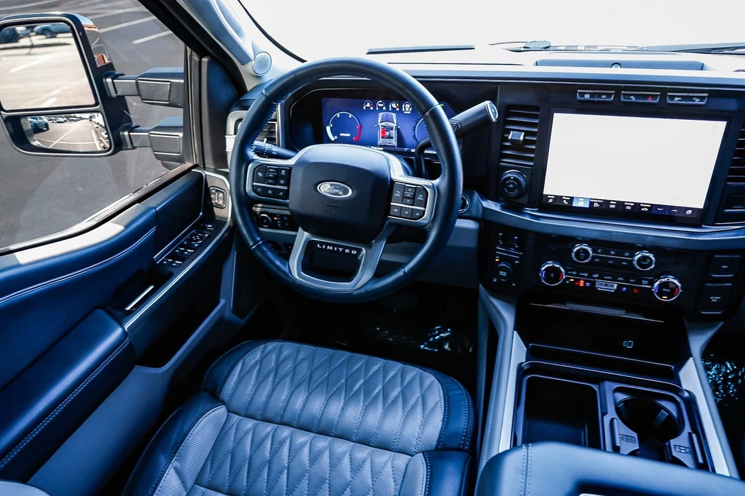 2024 Ford Super Duty 5th Gen - Image 14 of 21