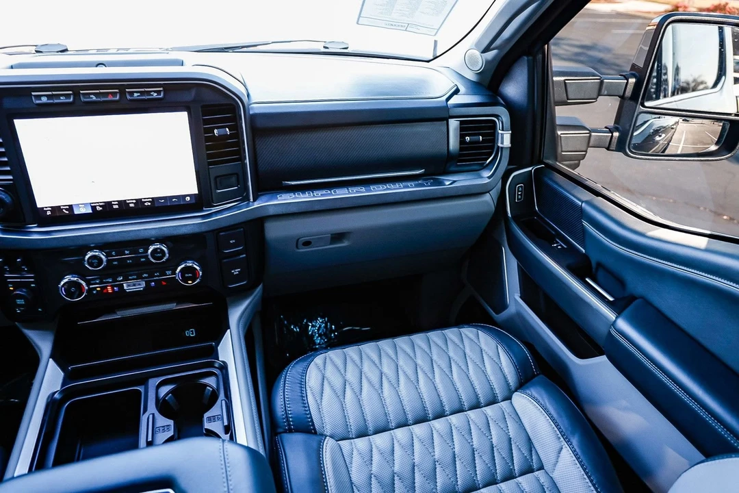 2024 Ford Super Duty 5th Gen - Image 15 of 21