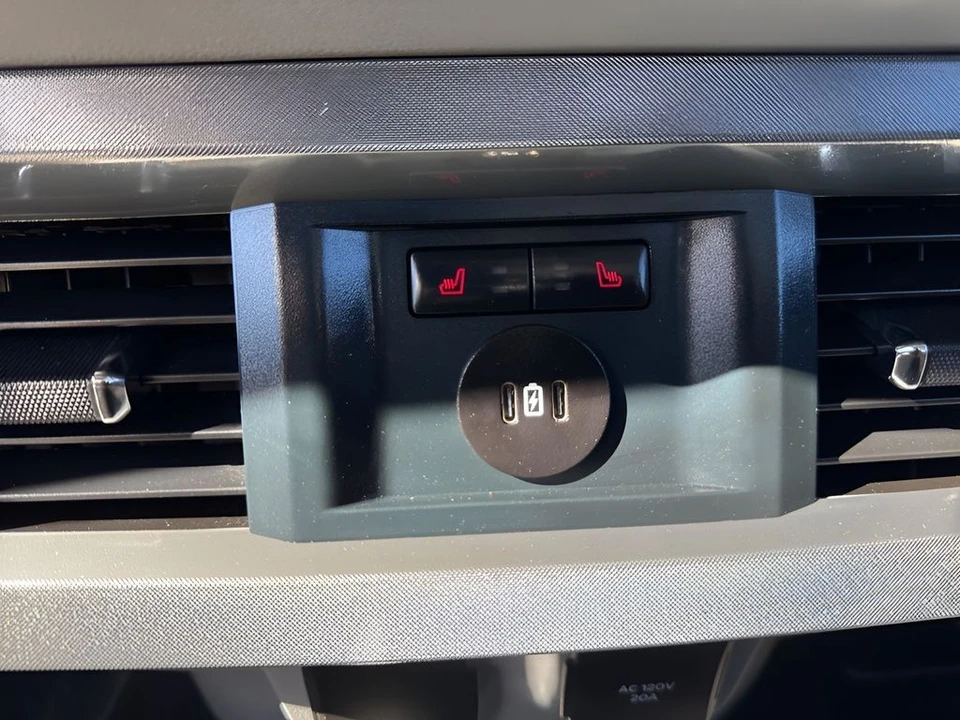 2024 Ford Super Duty 5th Gen - Image 14 of 21