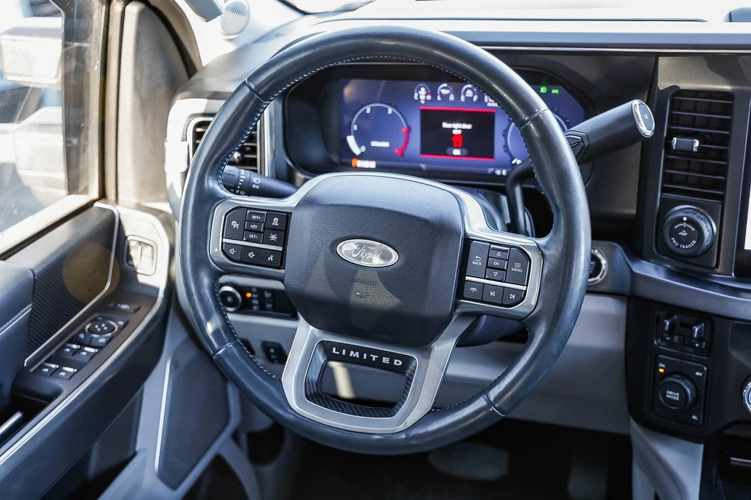 2024 Ford Super Duty 5th Gen - Image 13 of 31