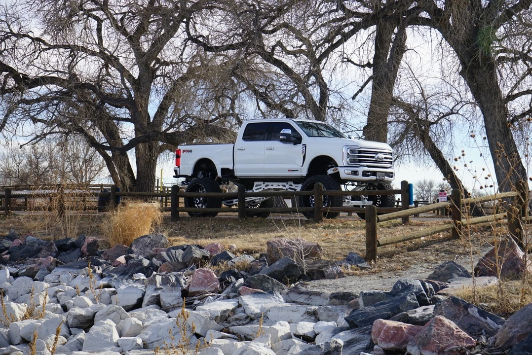 2024 Ford Super Duty 5th Gen - Image 4 of 12