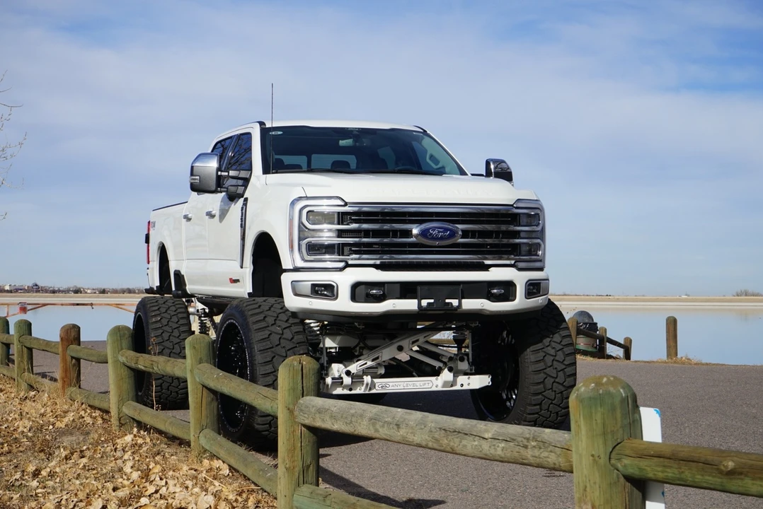2024 Ford Super Duty 5th Gen - Image 3 of 12
