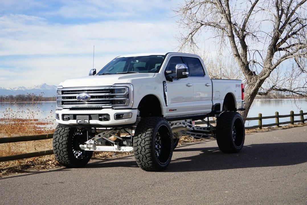 2024 Ford Super Duty 5th Gen - Image 2 of 12