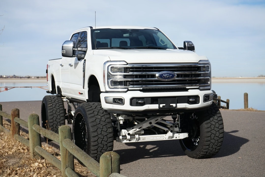 2024 Ford Super Duty 5th Gen - Image 8 of 12