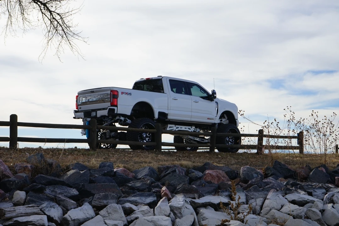 2024 Ford Super Duty 5th Gen - Image 6 of 12