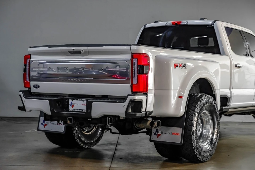 2024 Ford Super Duty 5th Gen - Image 13 of 21