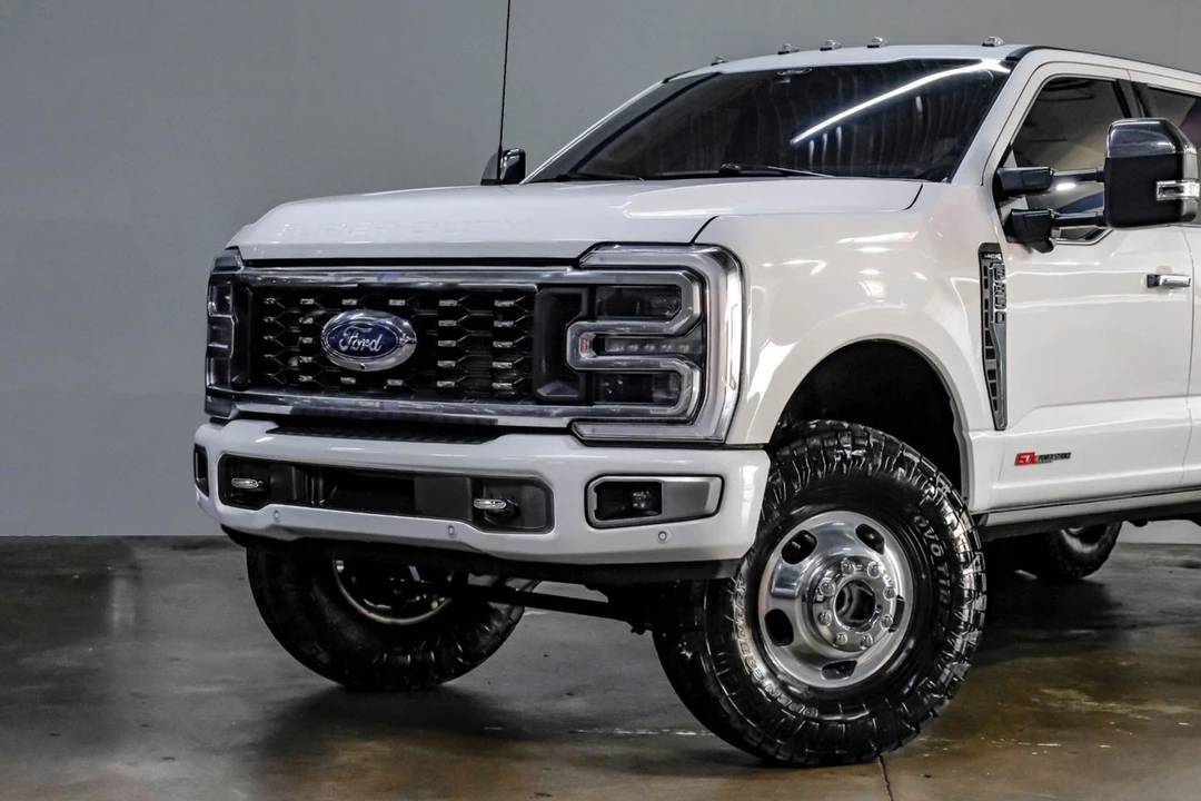 2024 Ford Super Duty 5th Gen - Image 9 of 21