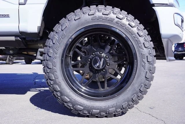 2024 Ford Super Duty 5th Gen - Image 17 of 21