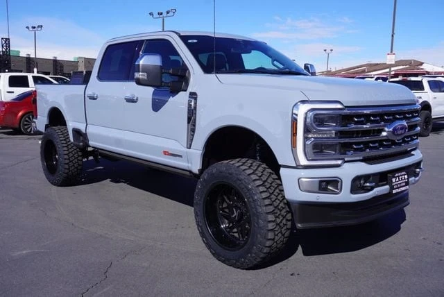 2024 Ford Super Duty 5th Gen - Image 16 of 21