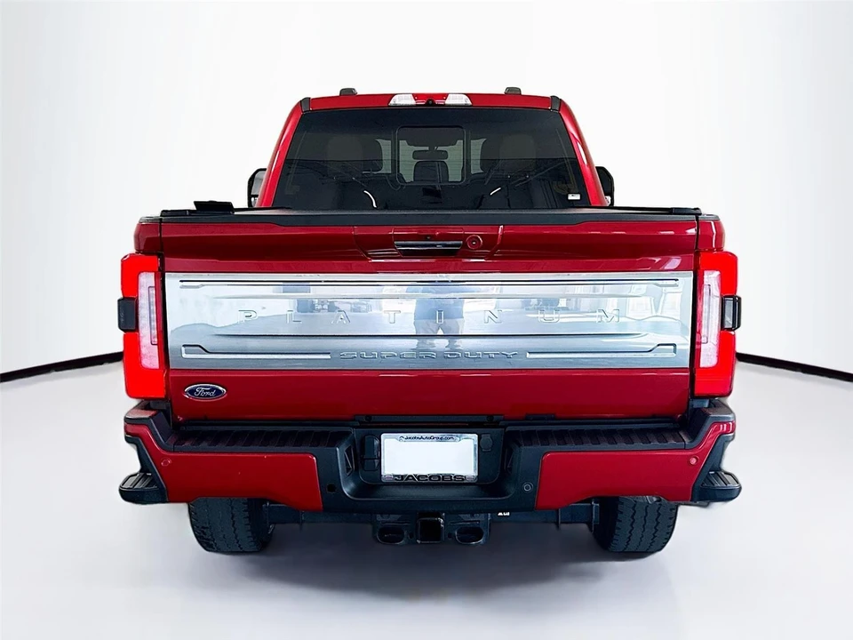 2024 Ford Super Duty 5th Gen - Image 28 of 31
