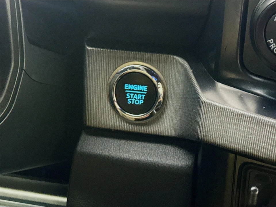 2024 Ford Super Duty 5th Gen - Image 16 of 31