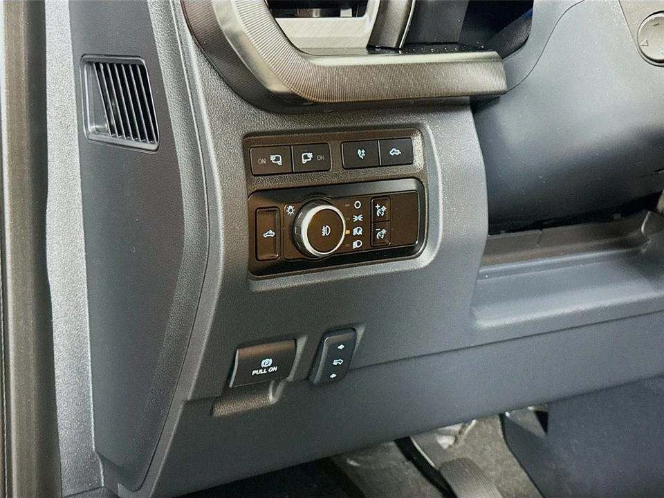2024 Ford Super Duty 5th Gen - Image 8 of 31