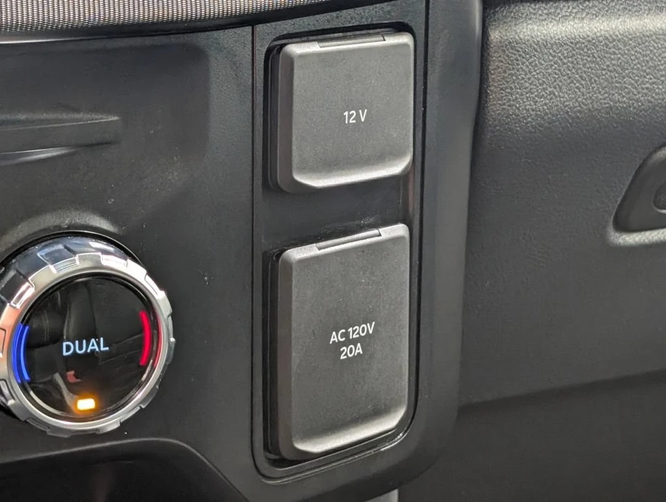 2024 Ford Super Duty 5th Gen - Image 9 of 31
