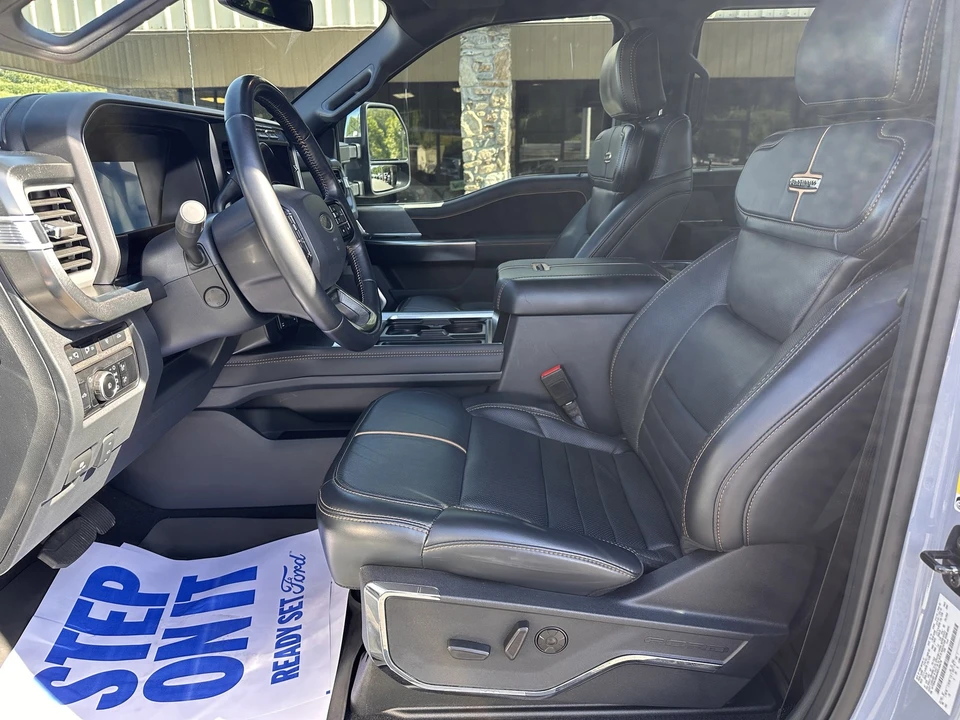 2024 Ford Super Duty 5th Gen - Image 12 of 31