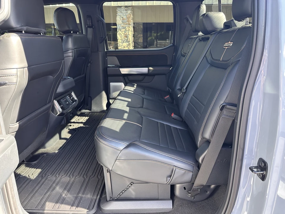 2024 Ford Super Duty 5th Gen - Image 15 of 31
