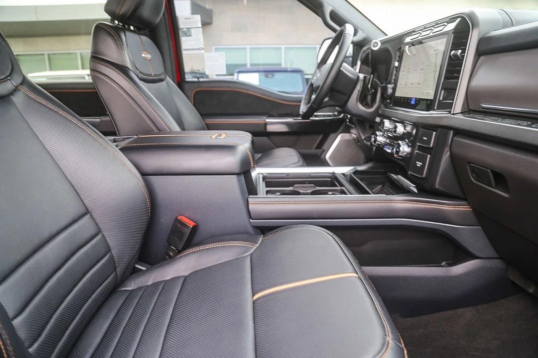 2024 Ford Super Duty 5th Gen - Image 15 of 31