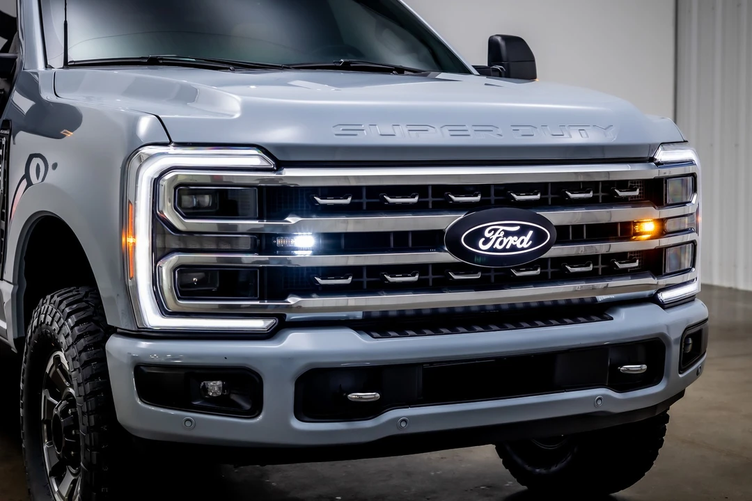 2024 Ford Super Duty 5th Gen - Image 17 of 21
