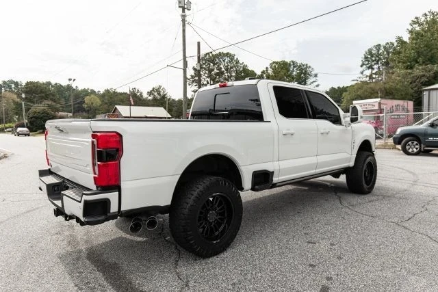 2024 Ford Super Duty 5th Gen - Image 15 of 21