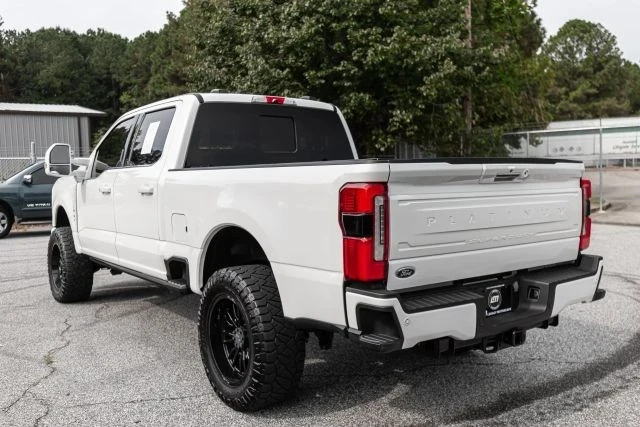 2024 Ford Super Duty 5th Gen - Image 18 of 21