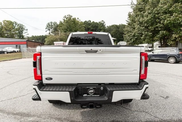 2024 Ford Super Duty 5th Gen - Image 17 of 21