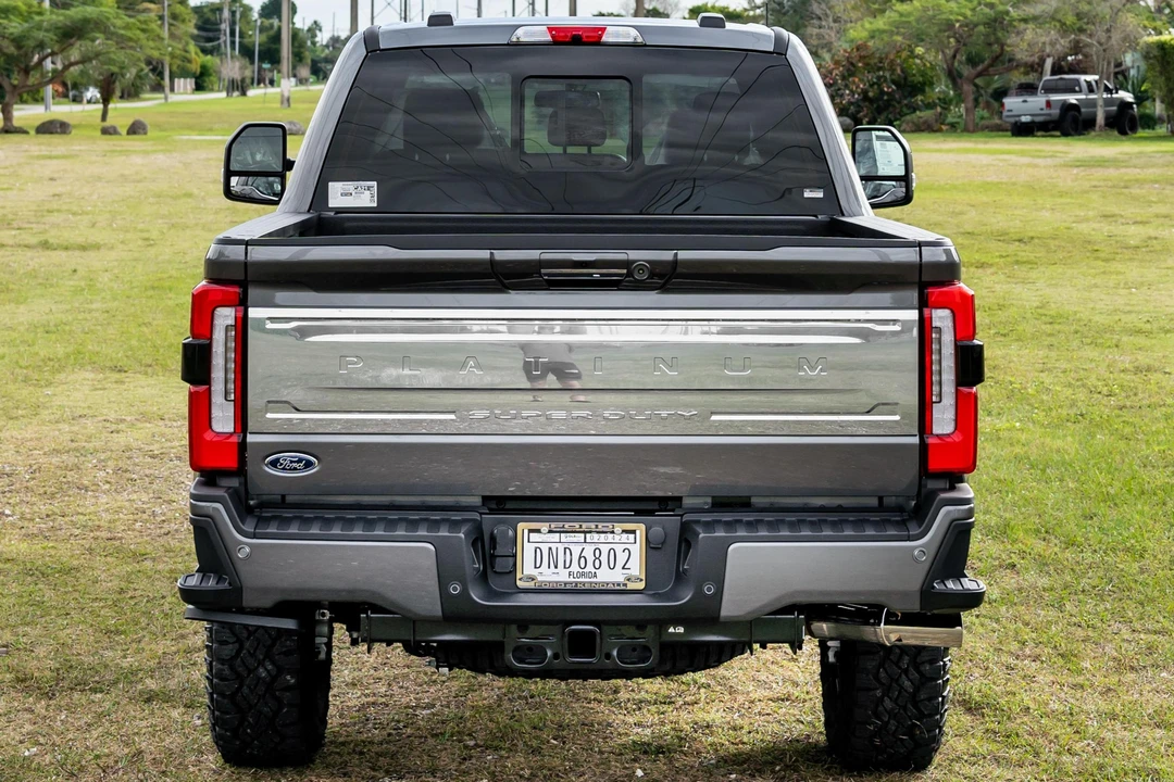 2024 Ford Super Duty 5th Gen - Image 5 of 31