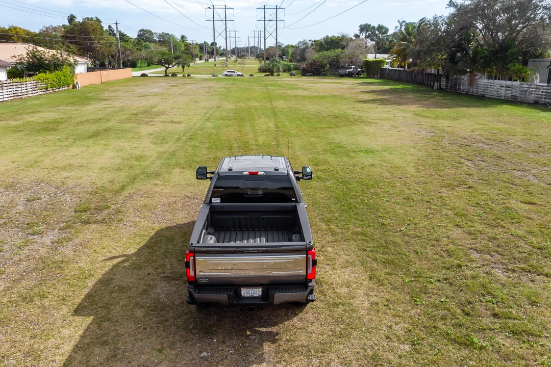 2024 Ford Super Duty 5th Gen - Image 21 of 31