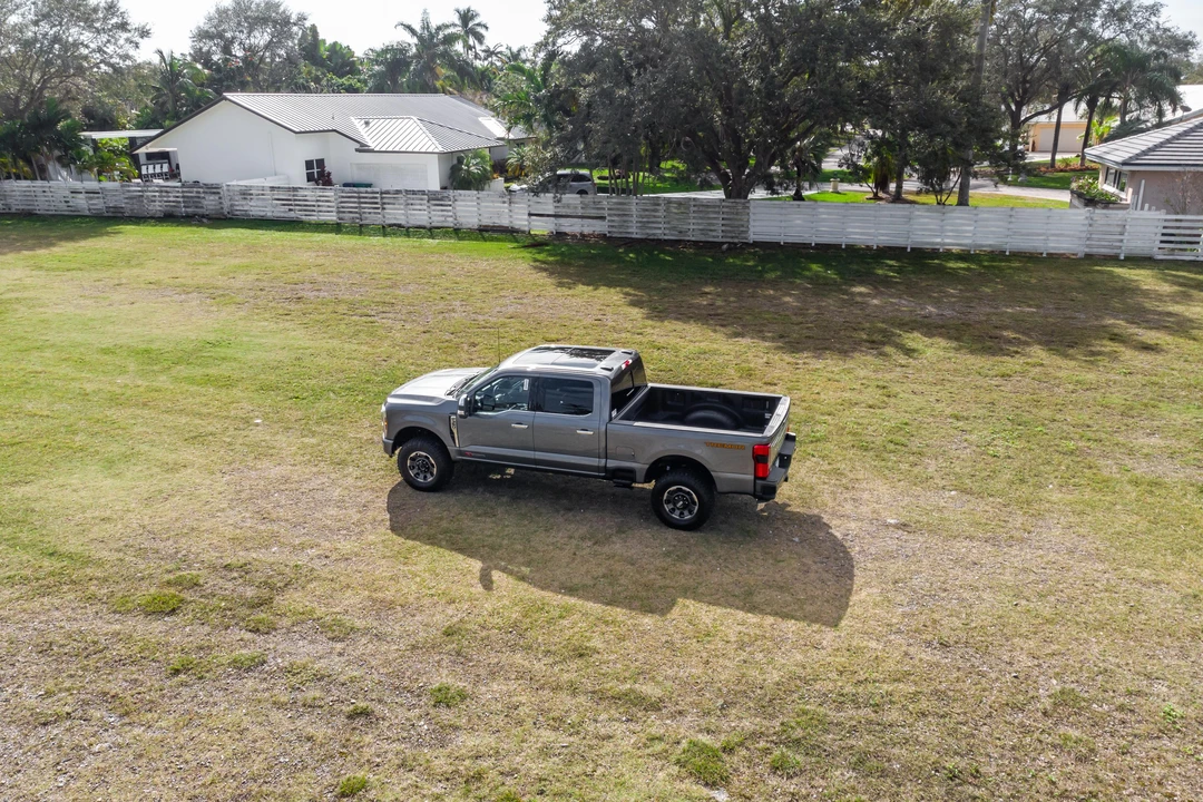 2024 Ford Super Duty 5th Gen - Image 17 of 31