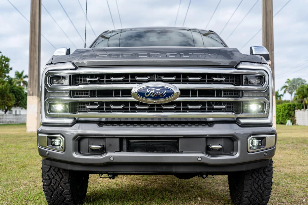 2024 Ford Super Duty 5th Gen - Image 11 of 31