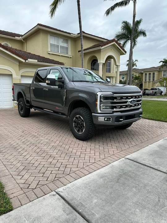 2024 Ford Super Duty 5th Gen - Image 29 of 31