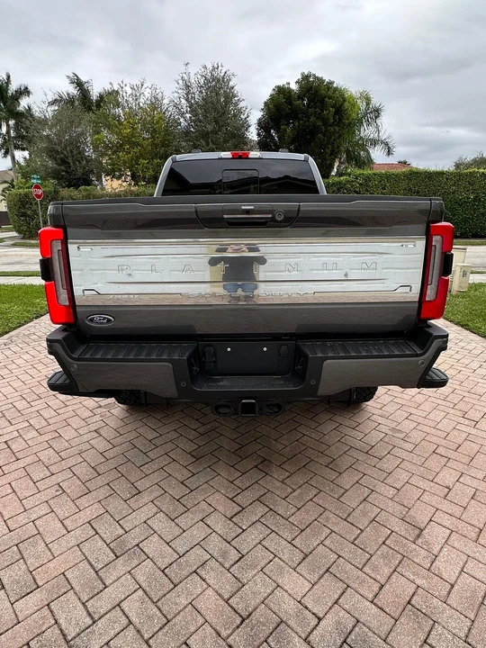 2024 Ford Super Duty 5th Gen - Image 22 of 31