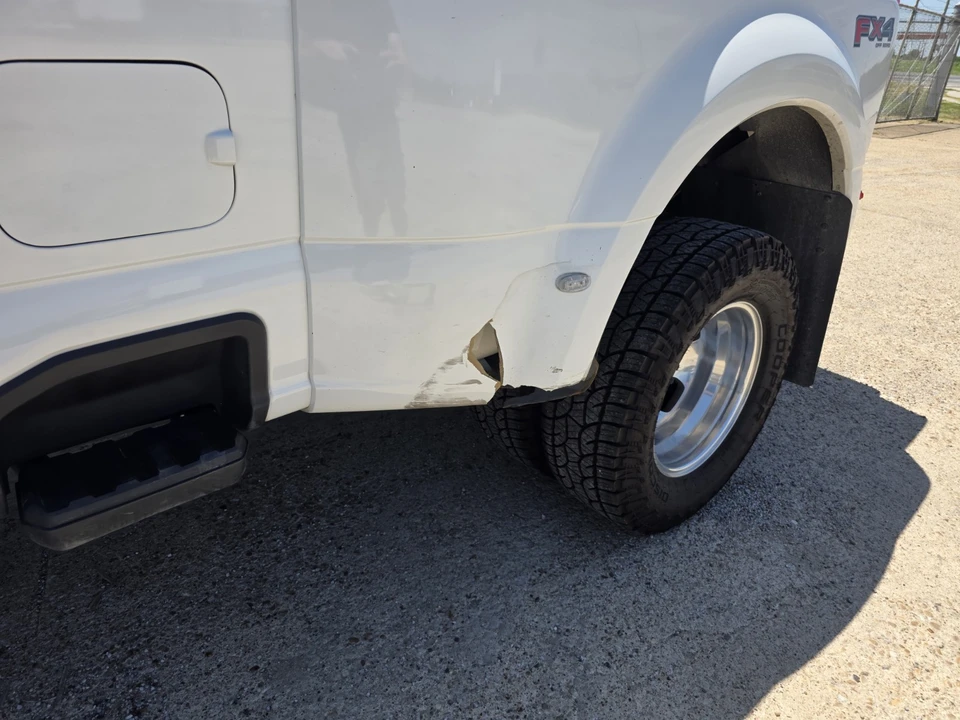 2024 Ford Super Duty 5th Gen - Image 16 of 24
