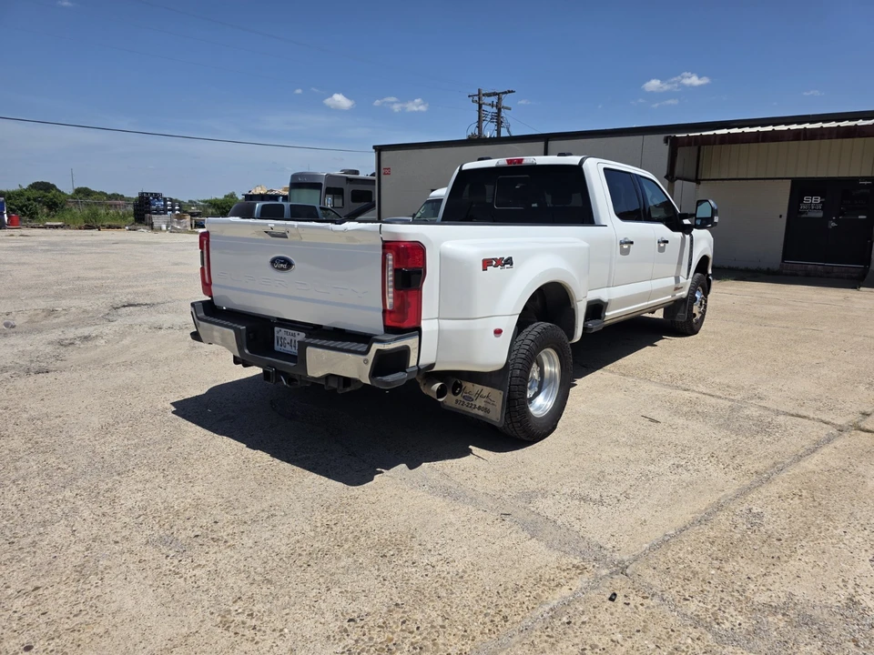 2024 Ford Super Duty 5th Gen - Image 6 of 24