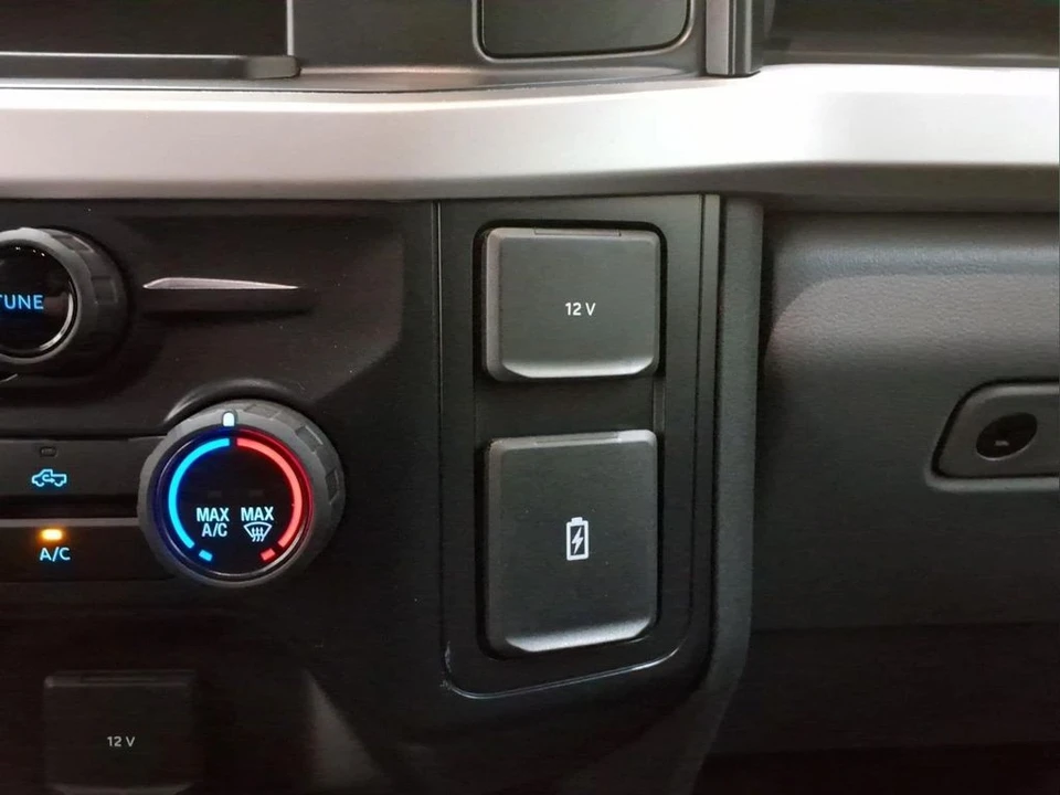 2024 Ford Super Duty 5th Gen - Image 11 of 21